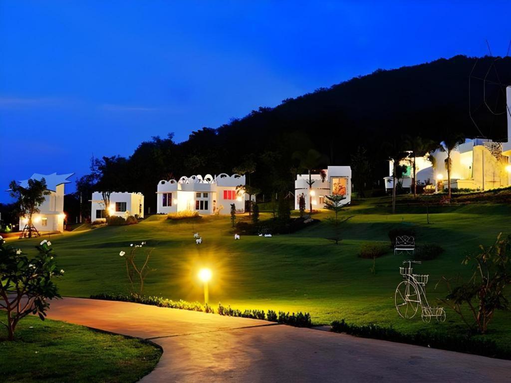 The Buda Resort Muaklek Muak Lek Extérieur photo